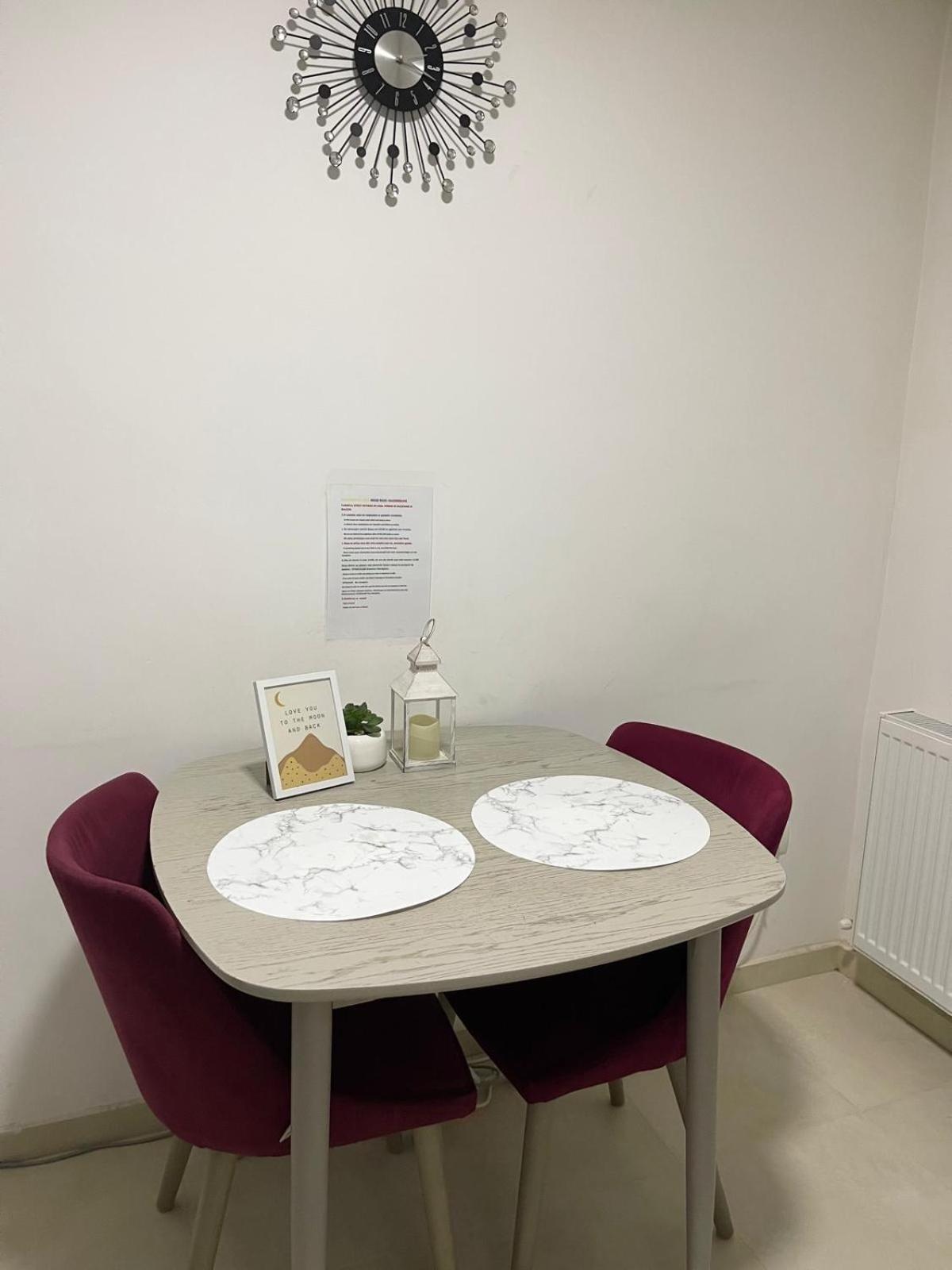 Discret Apartament One Targoviste Bagian luar foto