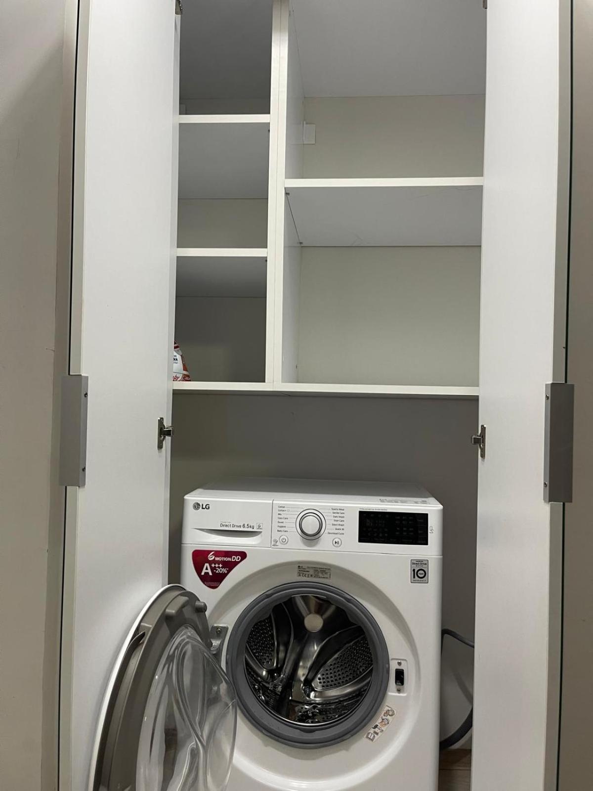 Discret Apartament One Targoviste Bagian luar foto